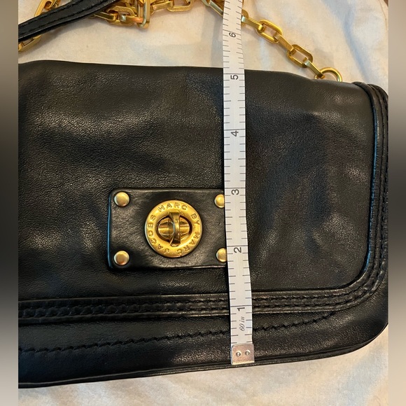 Marc by Marc Jacobs Totally Turnlock Crossbody Clutch - Picture 9 of 10